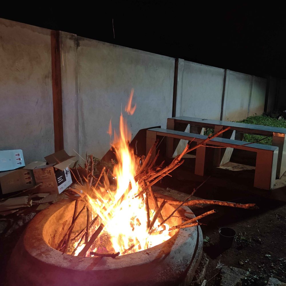 Contact us page image